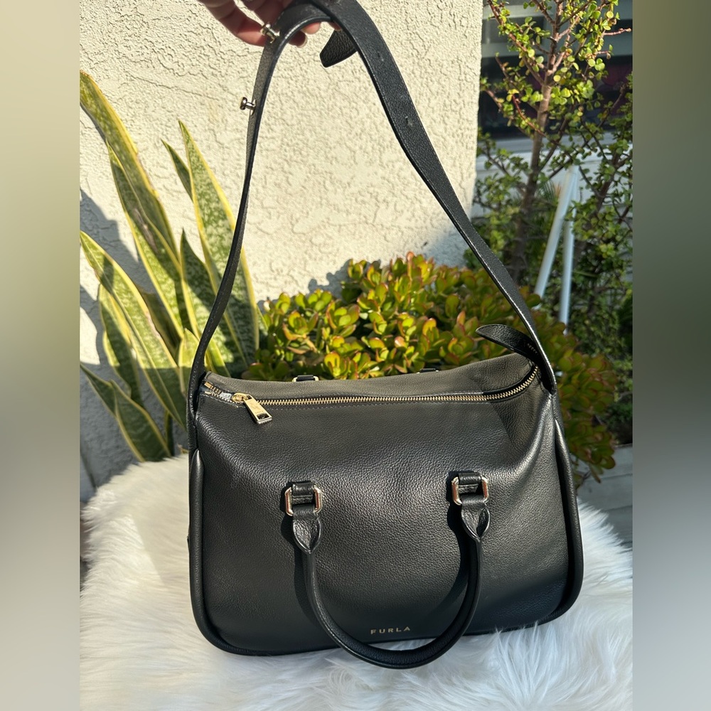 💯% Authentic FURLA 2ways